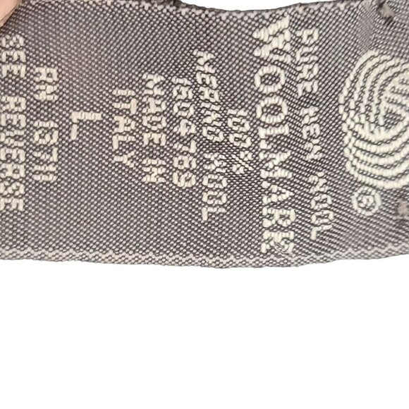 Lord Taylor Women's 100% Wool Long Sleeve Top Black Size L - Picture 8 of 9